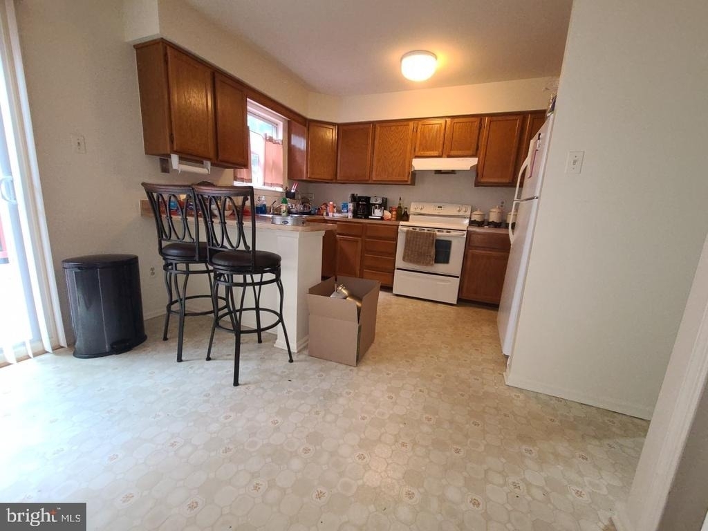 4783 Leyden Way - Photo 2
