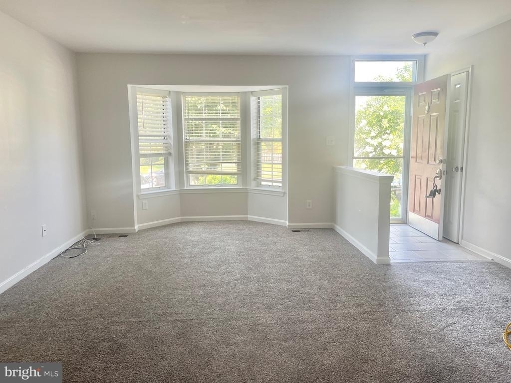 717 Orley Place - Photo 1