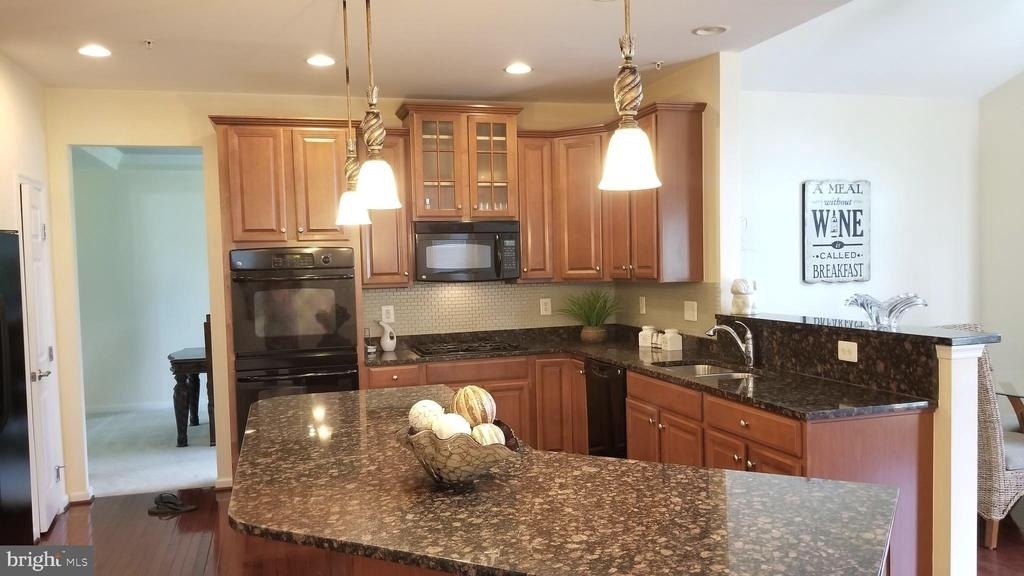 9107 Seward Street - Photo 5