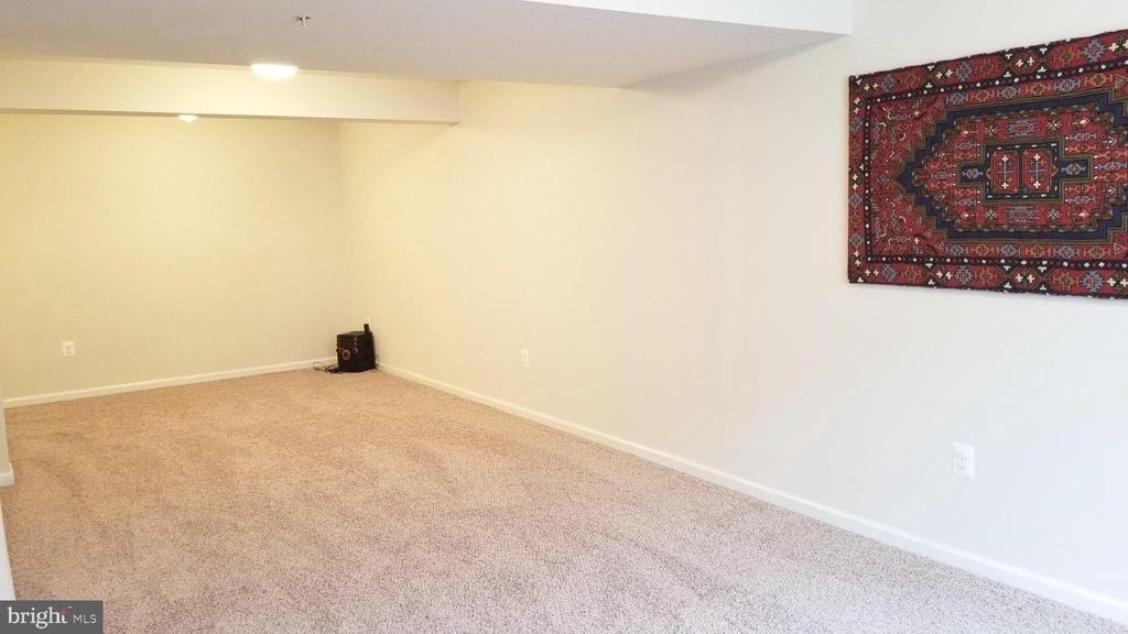 9107 Seward Street - Photo 16