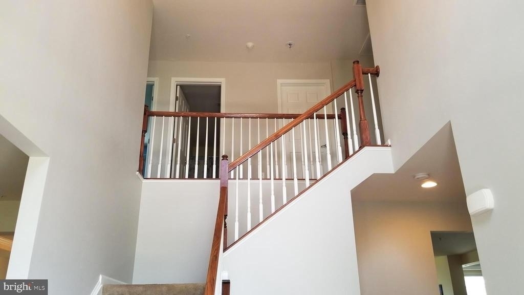 9107 Seward Street - Photo 3