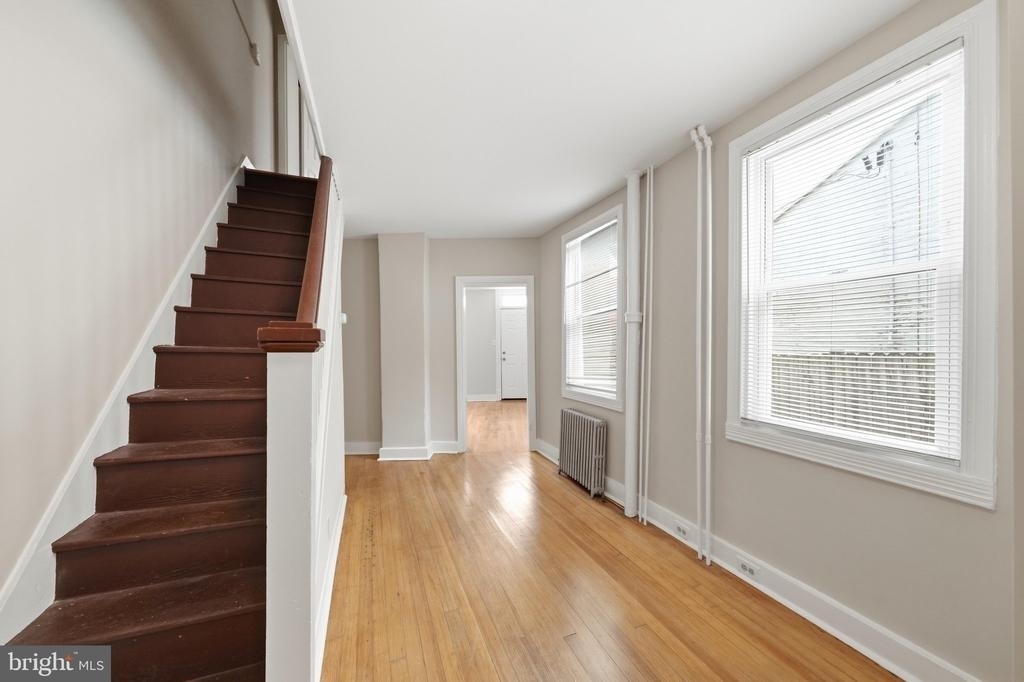 403 W South Street - Photo 8