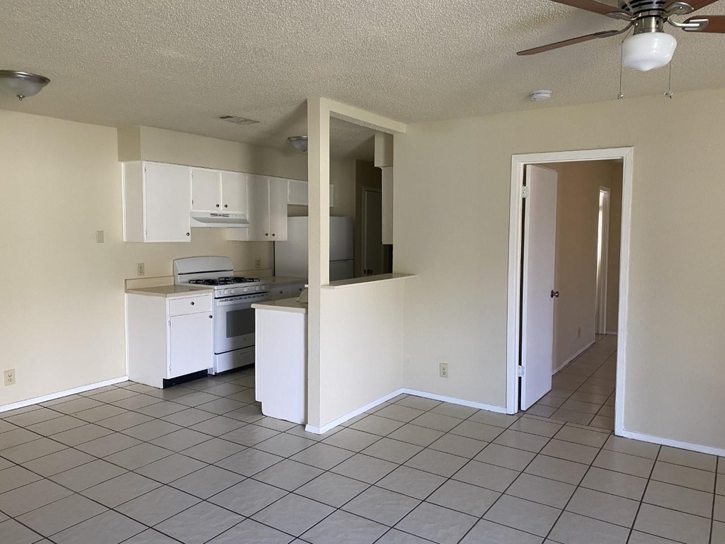 110 Verna Spur - Photo 6