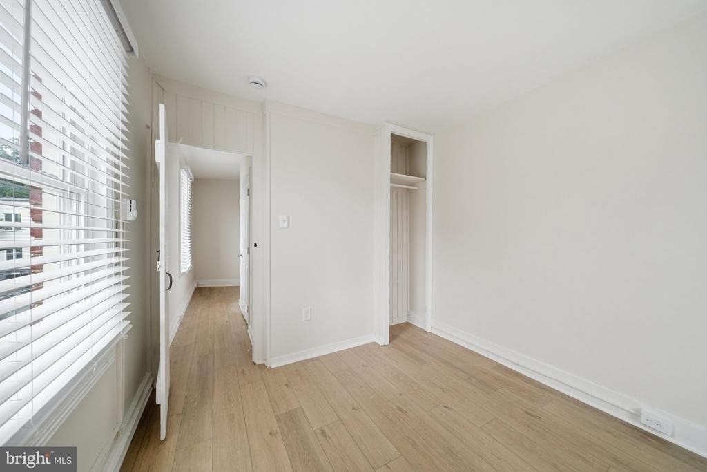 403 W South Street - Photo 27