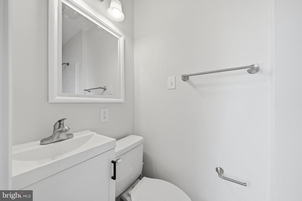 403 W South Street - Photo 36