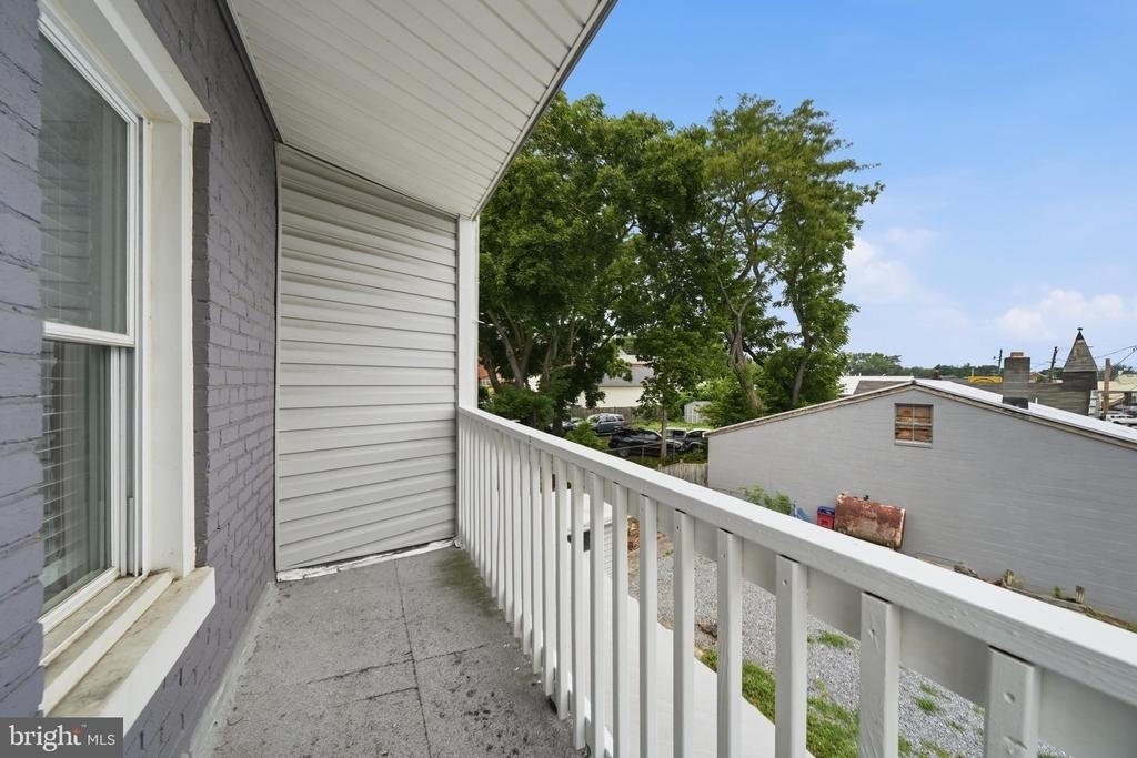 403 W South Street - Photo 30