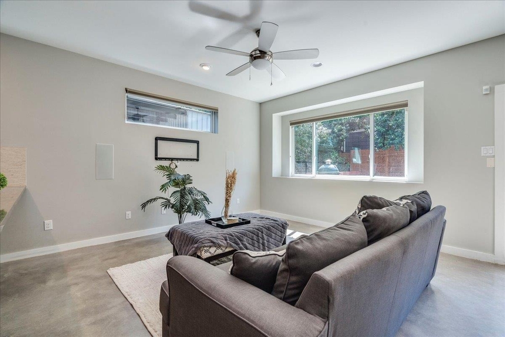 3505 Villa Ct - Photo 8