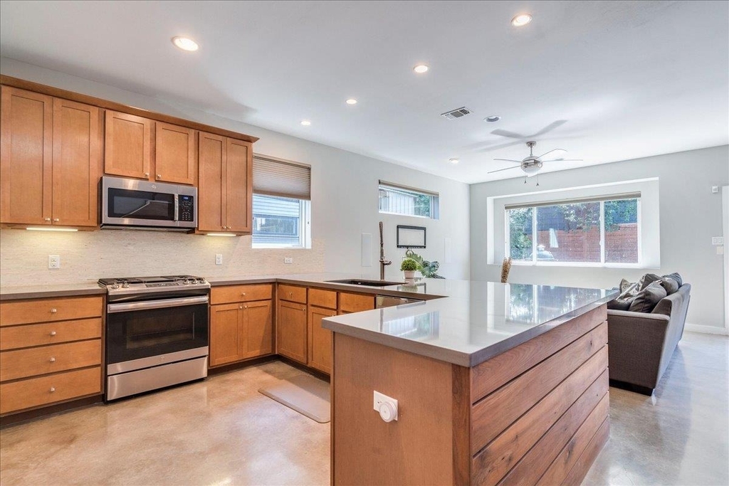 3505 Villa Ct - Photo 4