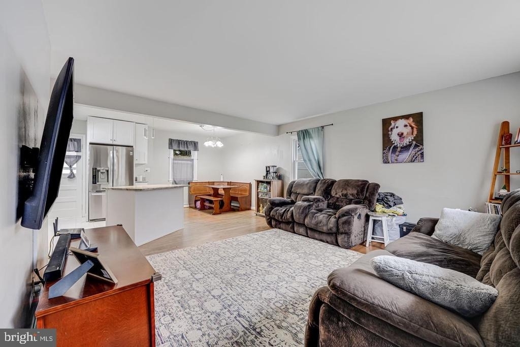 6714 Amherst Road - Photo 5