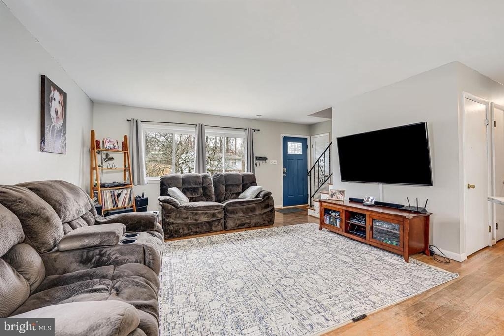 6714 Amherst Road - Photo 6