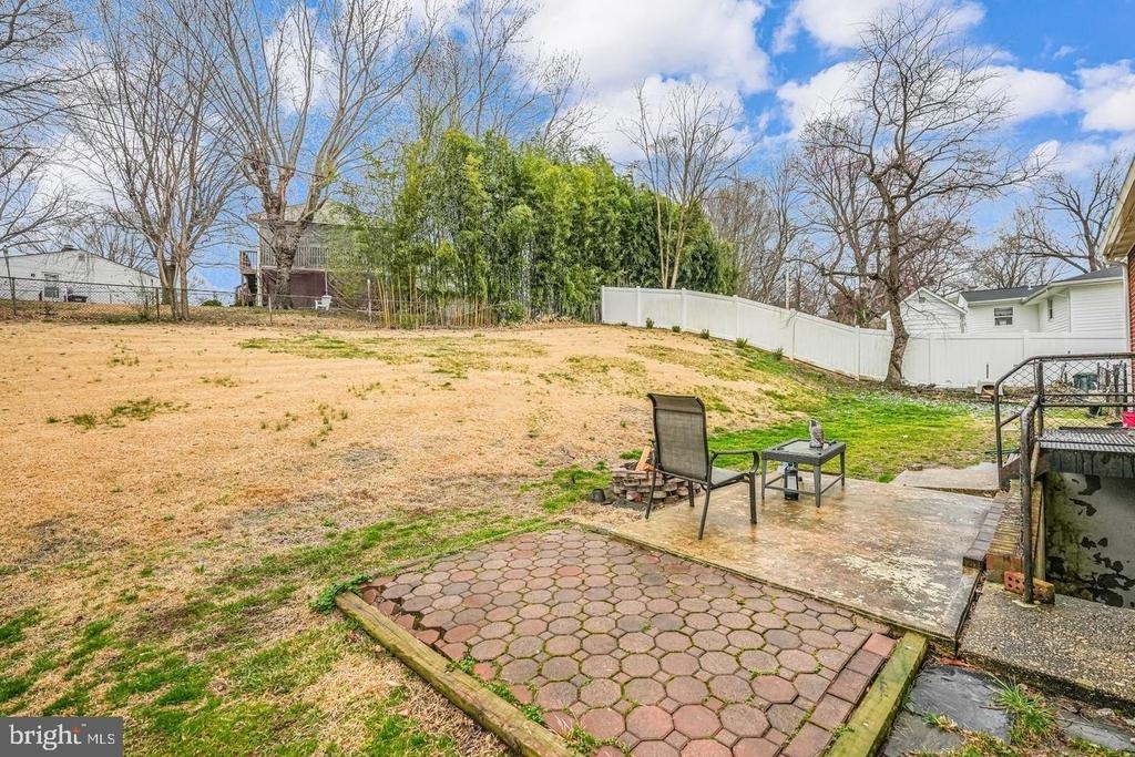 6714 Amherst Road - Photo 33