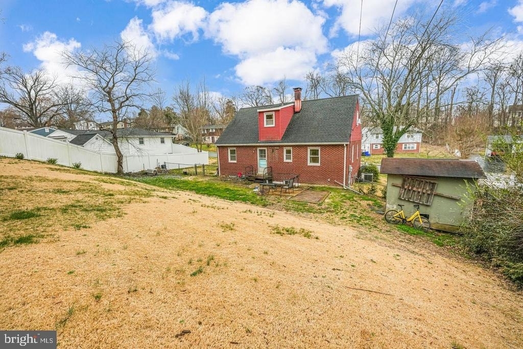 6714 Amherst Road - Photo 34