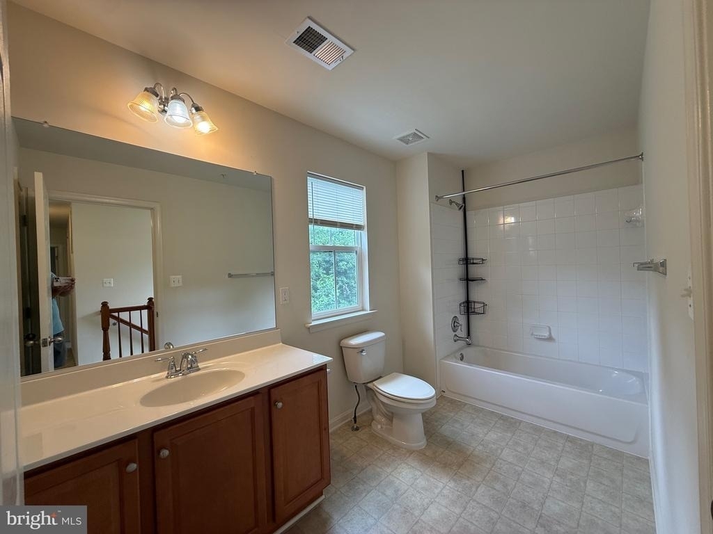 10215 Daventry Drive - Photo 17