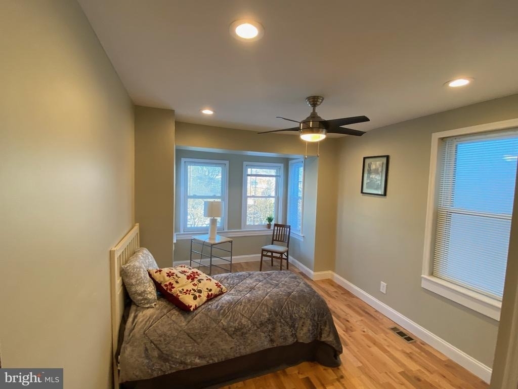 1921 Park Avenue - Photo 6