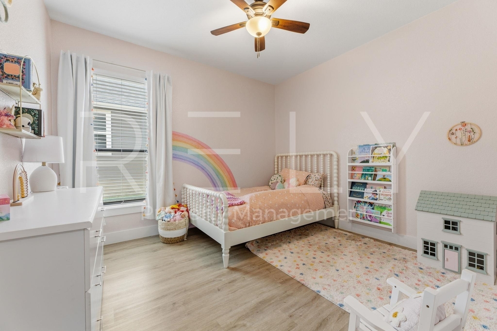 129 Seattle Slew Dr - Photo 22