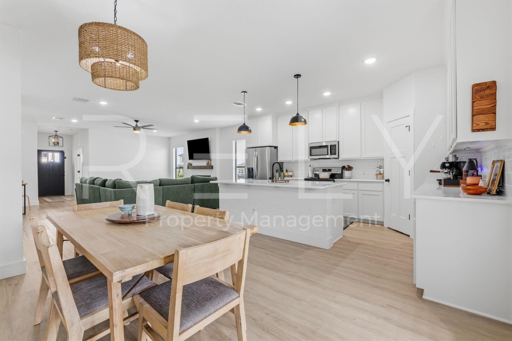 129 Seattle Slew Dr - Photo 15