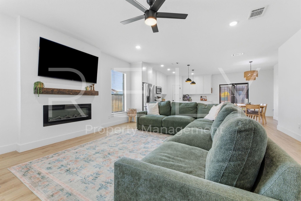 129 Seattle Slew Dr - Photo 8