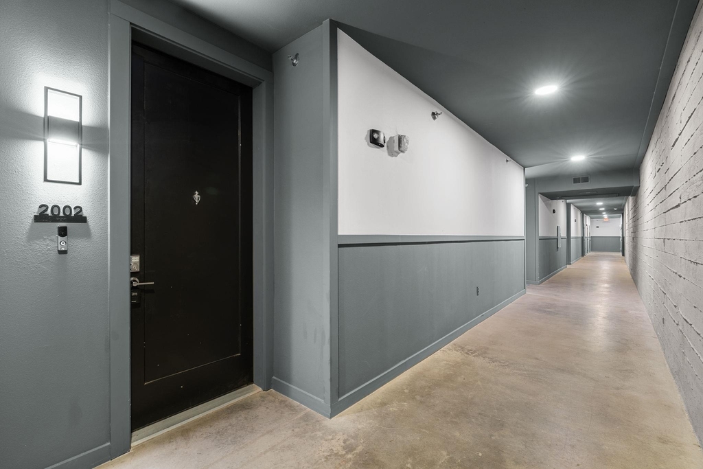 4801 Springdale Rd - Photo 1