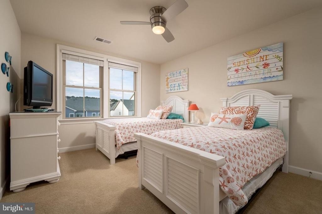 22480 Grebe Lane - Photo 14