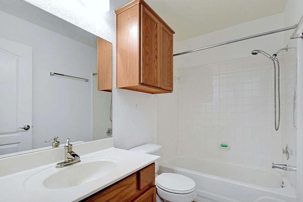 8605 Ganttcrest Dr - Photo 19