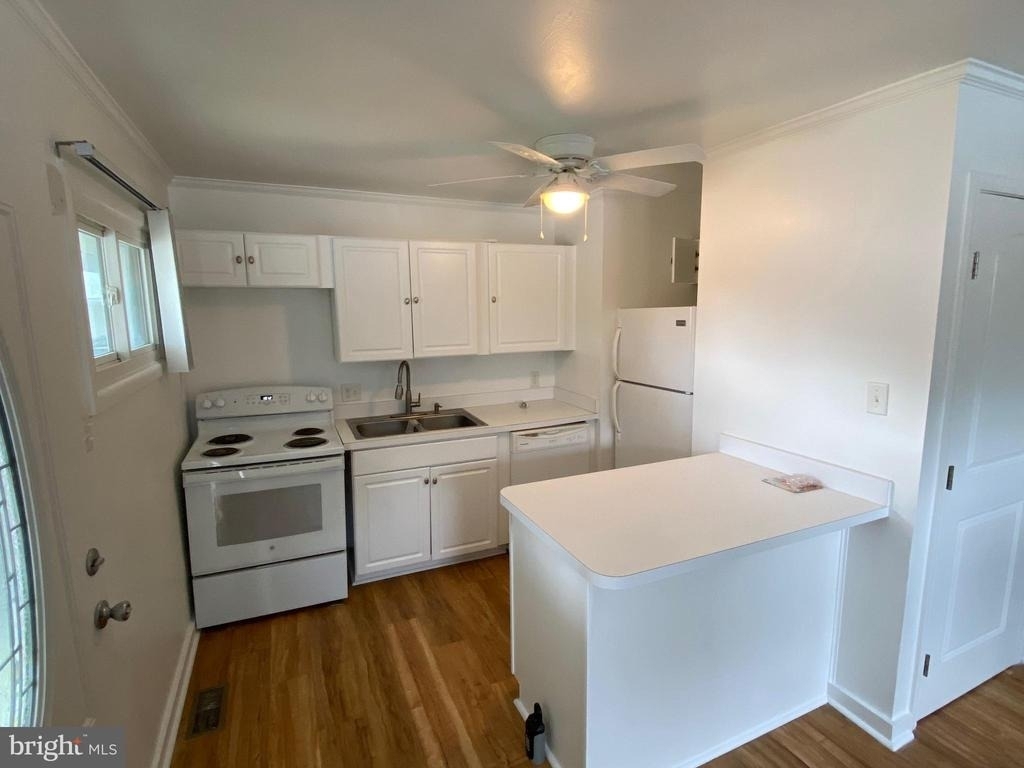 604 River Road - Photo 1