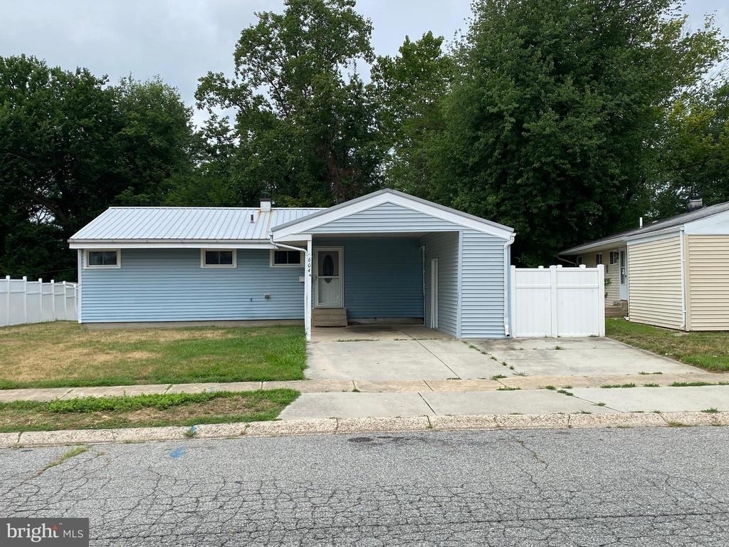 604 River Road - Photo 0