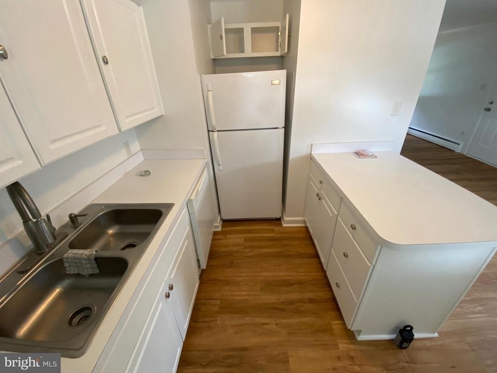 604 River Road - Photo 2