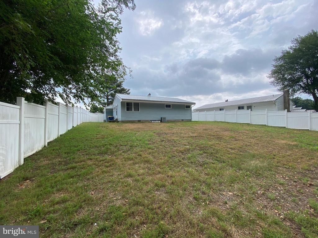 604 River Road - Photo 12