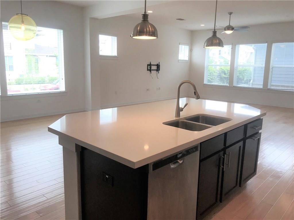 4231 Berkman Dr - Photo 4