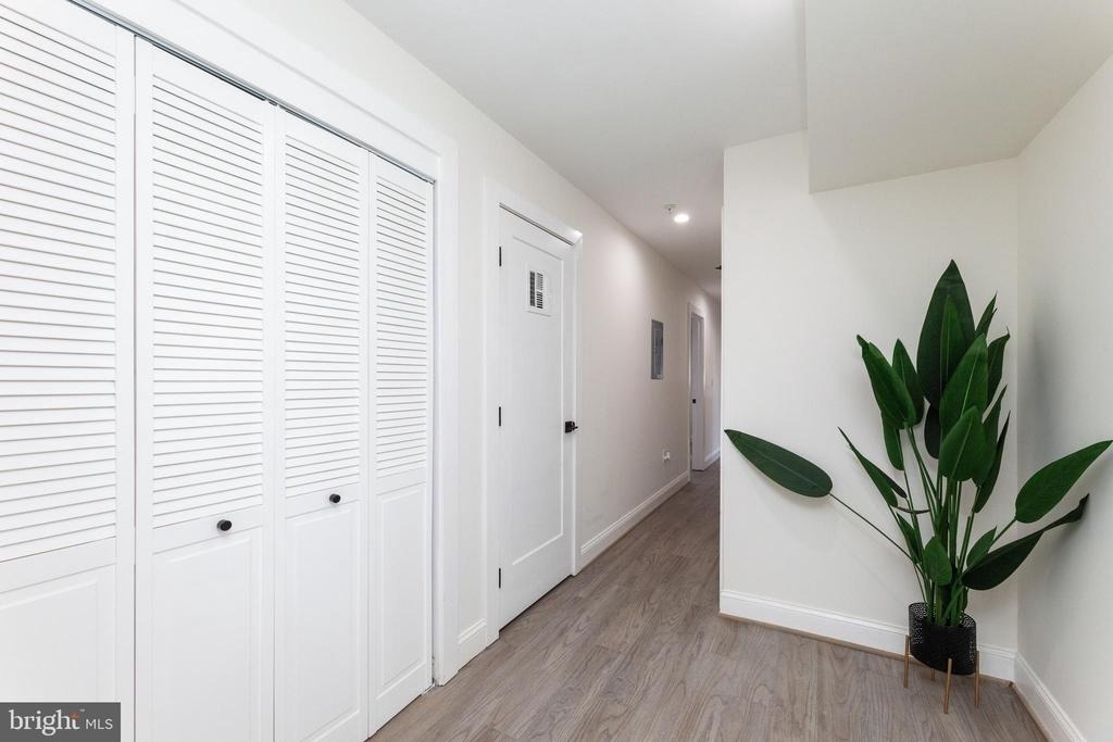 734 Kenyon Street Nw - Photo 16