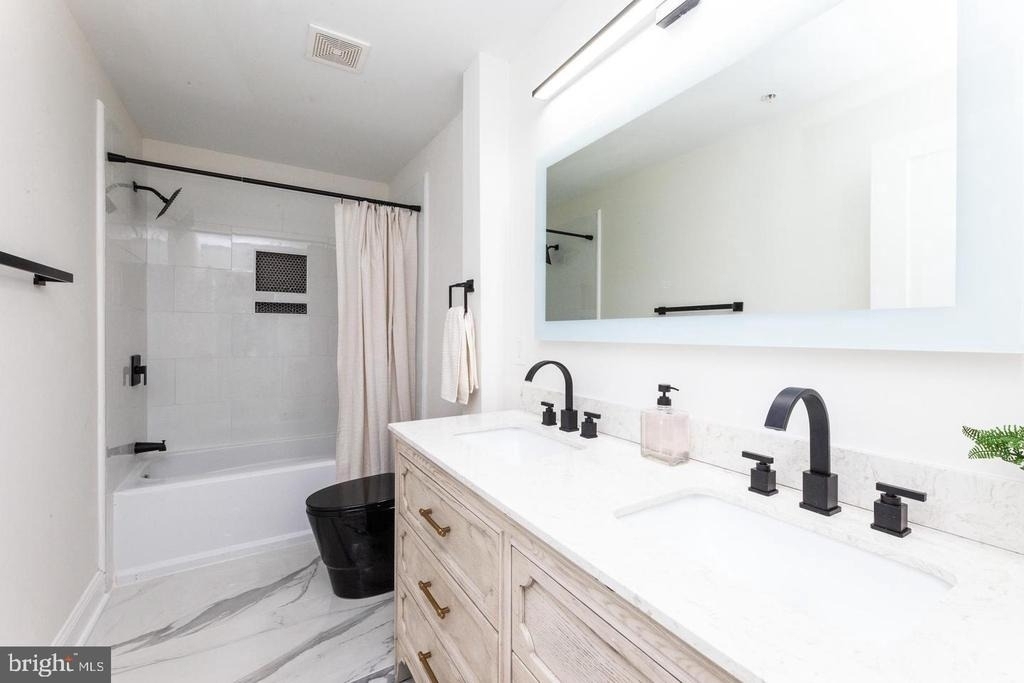734 Kenyon Street Nw - Photo 11
