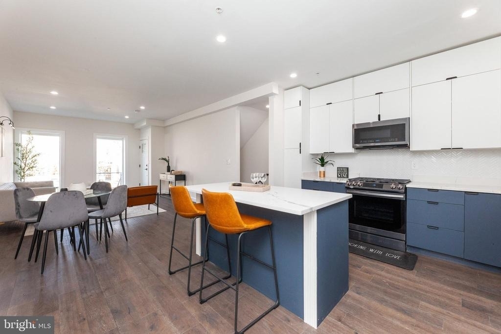 734 Kenyon Street Nw - Photo 9