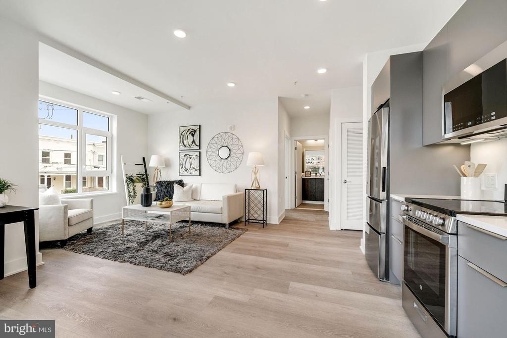 3831 Georgia Avenue Nw - Photo 3