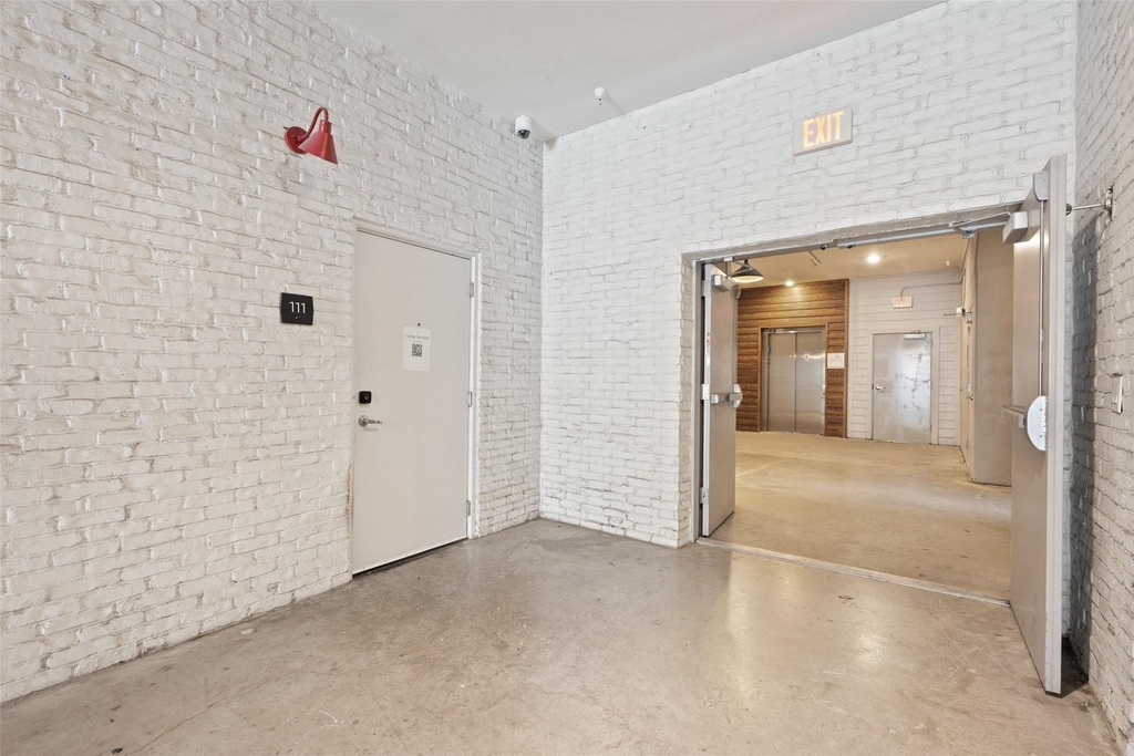 4361 S Congress Ave - Photo 23