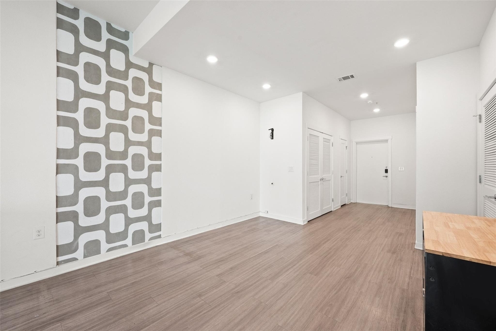 4361 S Congress Ave - Photo 9