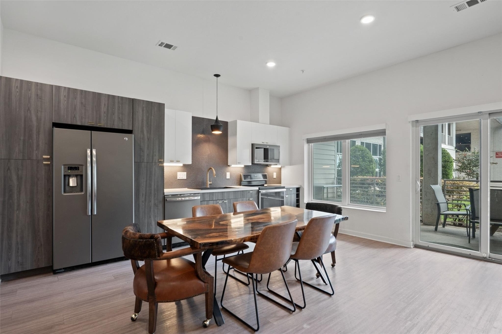 4361 S Congress Ave - Photo 6