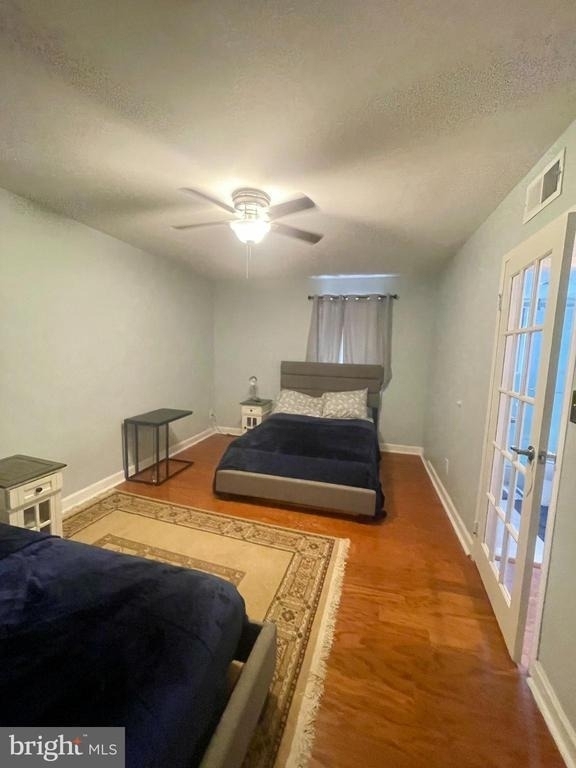1031 Michigan Avenue Ne - Photo 11