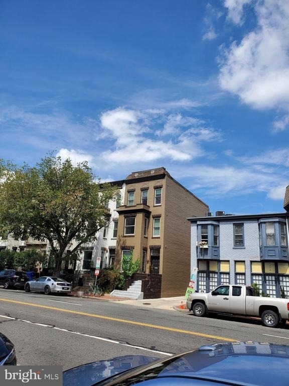 1711 U Street Nw - Photo 2