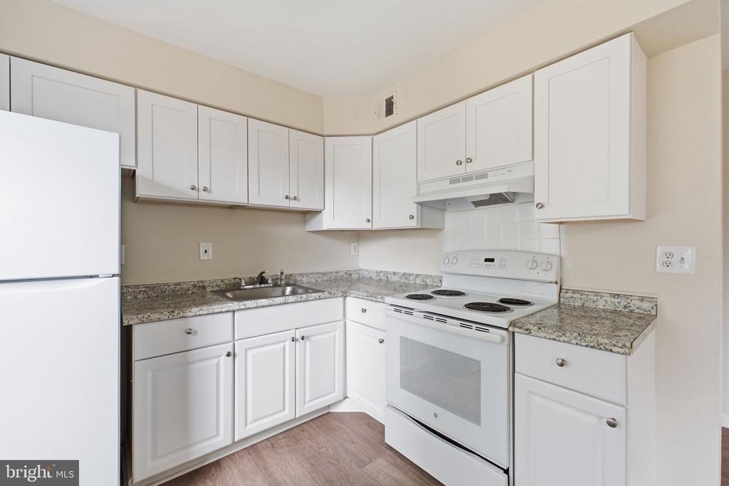 3927 Pennsylvania Avenue Se - Photo 4
