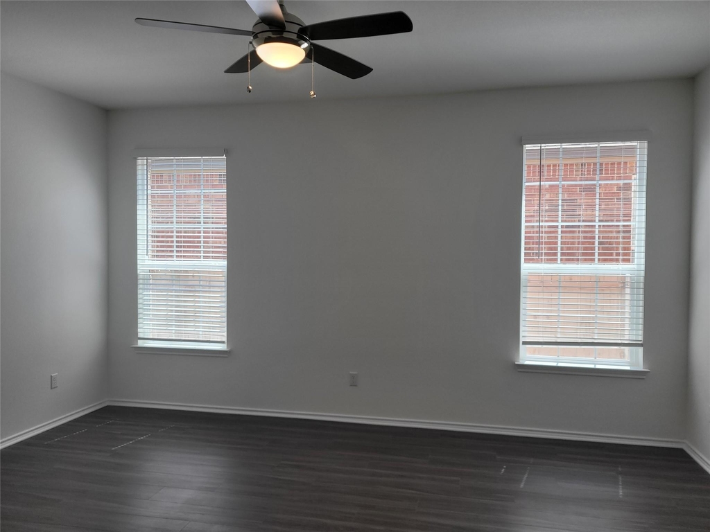 4465 Acerno St - Photo 8