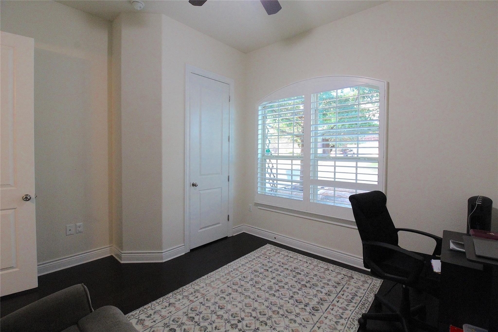 15100 Iveans Way - Photo 3