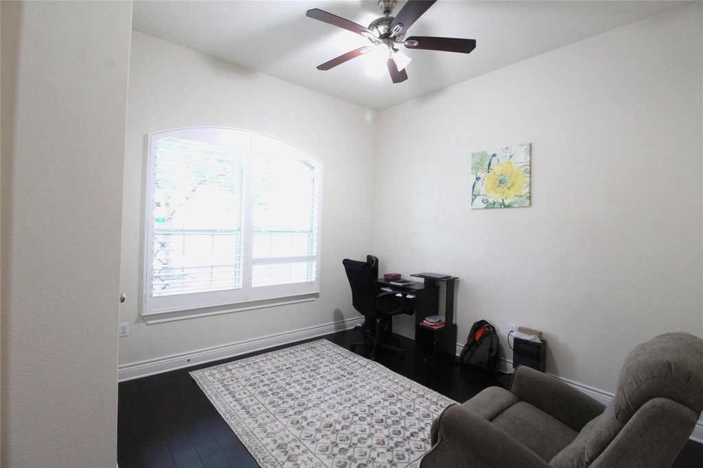 15100 Iveans Way - Photo 2