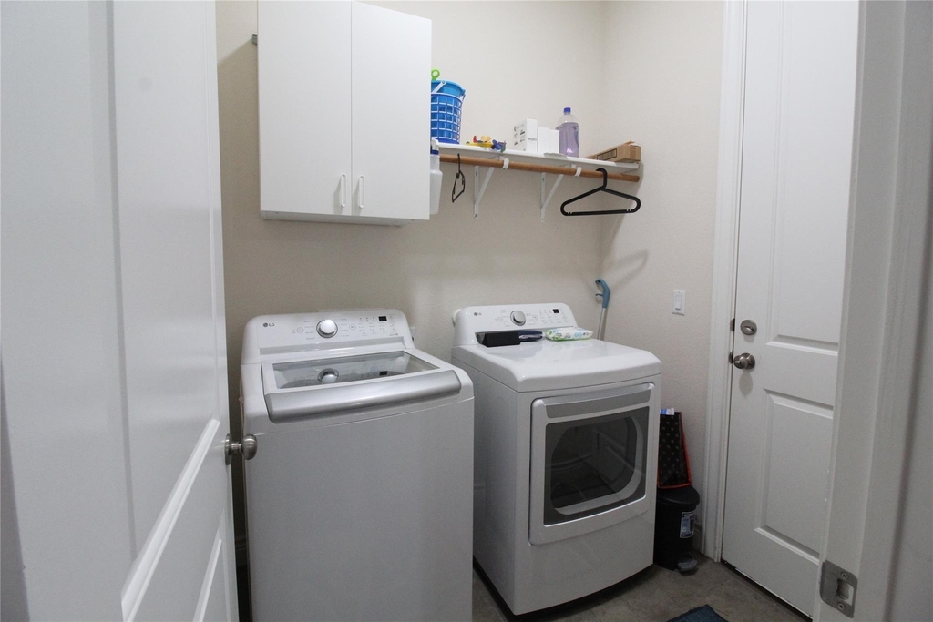 15100 Iveans Way - Photo 8