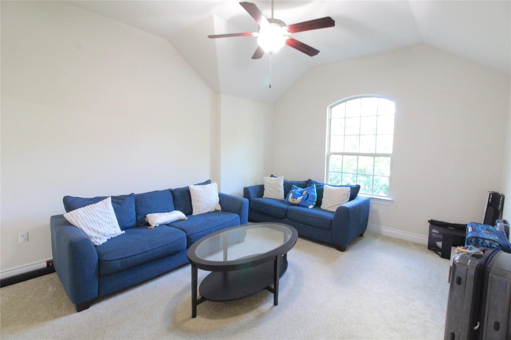 15100 Iveans Way - Photo 20