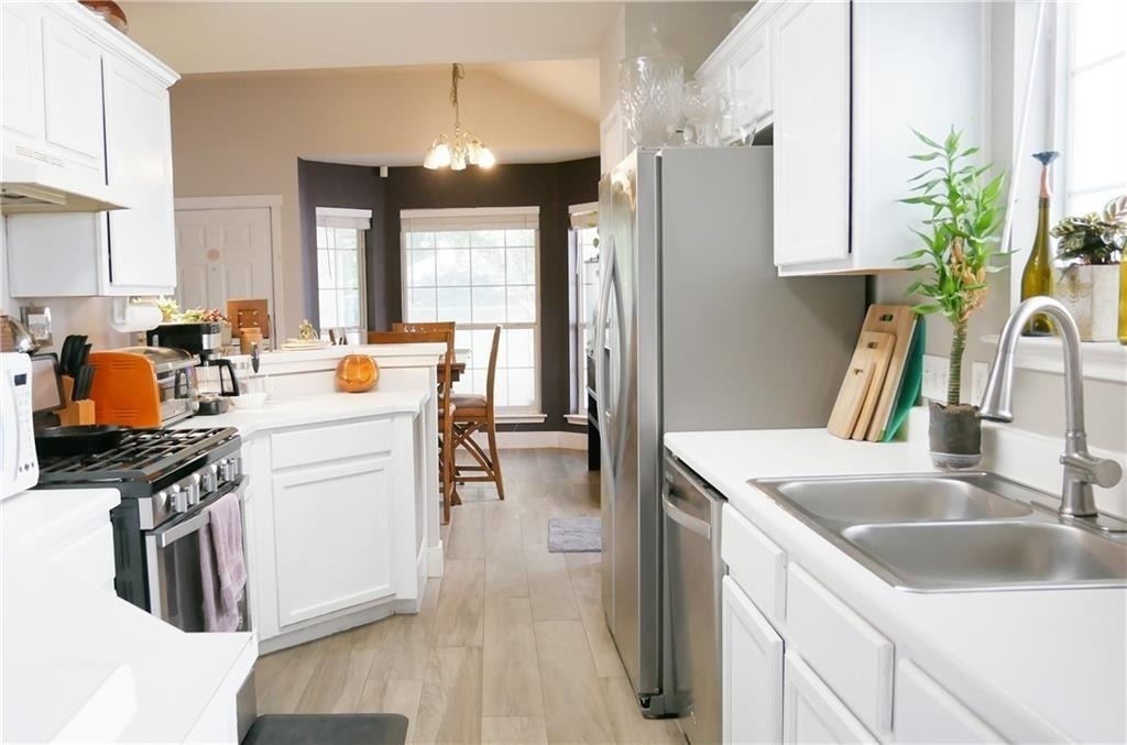 9103 Wellesley Dr - Photo 3