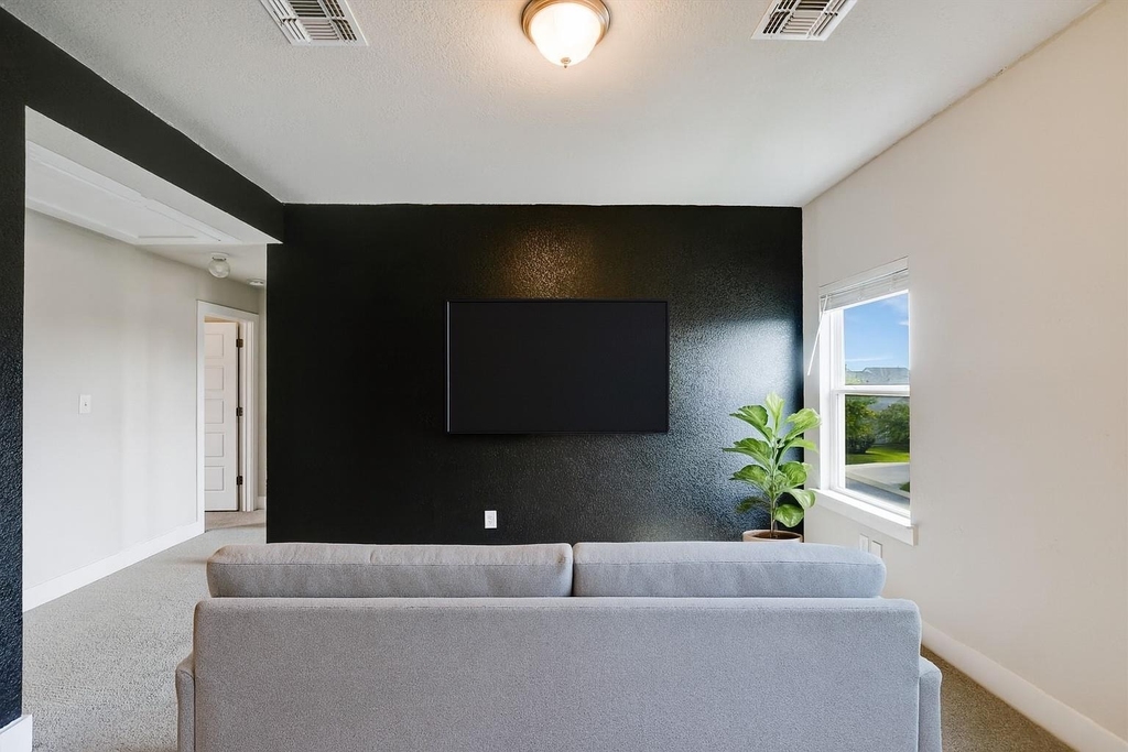 5826 Aviano Rd - Photo 11