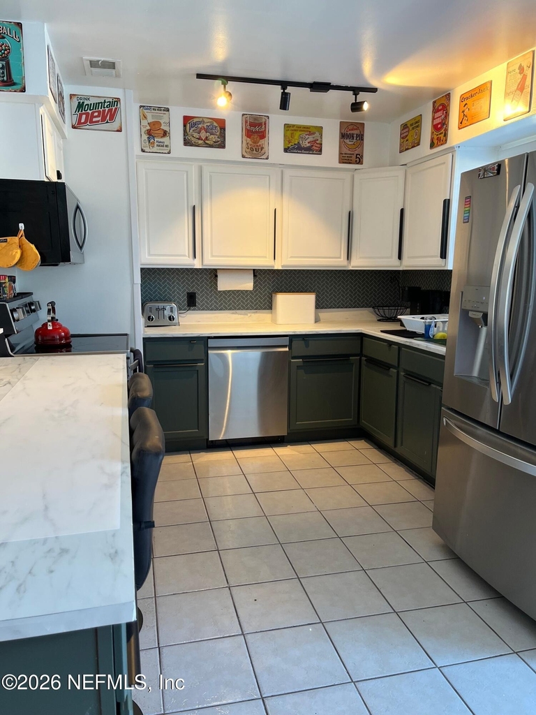 7431 Arble Drive - Photo 3