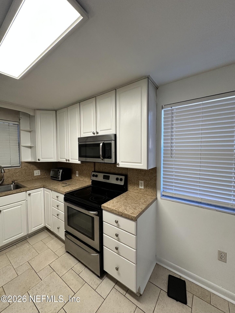 368 1st Street - Photo 3