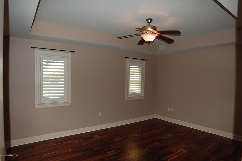 525 3rd Street N - Photo 31