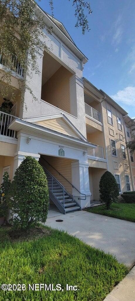 8227 Lobster Bay Court - Photo 11